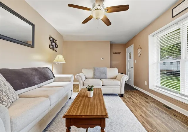 Photo 2 of Single family home for sale at 809 Hackberry Dr, Monroeville, PA 15146 | MLS# 1776966 | Listing updated on 2026-10-20