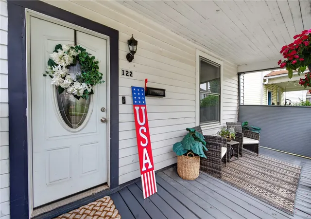 Photo 3 of Single family home for sale at 122 Wallula Ave, City Of But Se, PA 16001 | MLS# 1777183 | Listing updated on 2026-10-18