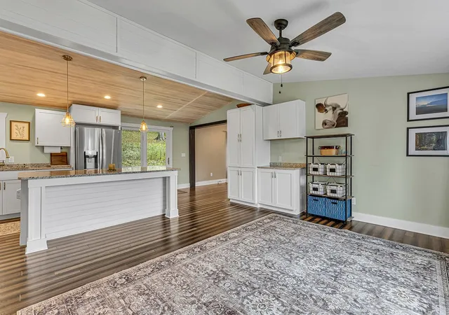 Photo 3 of Single family home for sale at 4173 River Rd, North Sewickley Twp, PA 15010 | MLS# 1776833 | Listing updated on 2026-10-20