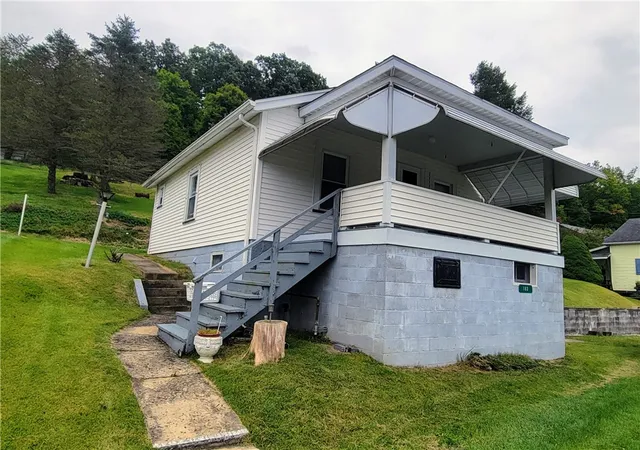 Photo 1 of Single family home for sale at 183 Dorothy Ave, Allegheny Twp, PA 15656 | MLS# 1777172 | Listing updated on 2026-10-15