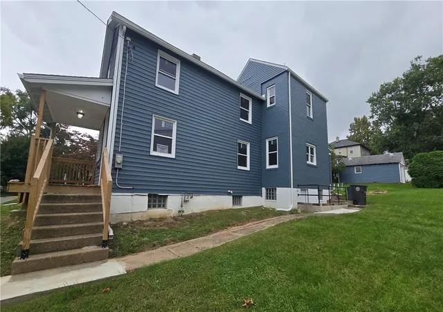 Photo 1 of Single family home for sale at 820 4th Street, Oakmont, PA 15139 | MLS# 1777155 | Listing updated on 2026-10-18
