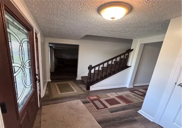 Photo 3 of Single family home for sale at 10 Barrington Dr, Shaler, PA 15209 | MLS# 1776702 | Listing updated on 2026-10-21