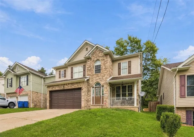 Photo 3 of Single family home for sale at 525 Hoover Rd, Penn Hills, PA 15235 | MLS# 1777262 | Listing updated on 2026-10-16