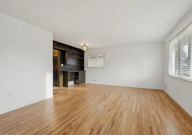 Photo 3 of Single family home for sale at 2019 Arnold Acres Dr, Banksville/westwood, PA 15205 | MLS# 1777298 | Listing updated on 2026-10-20