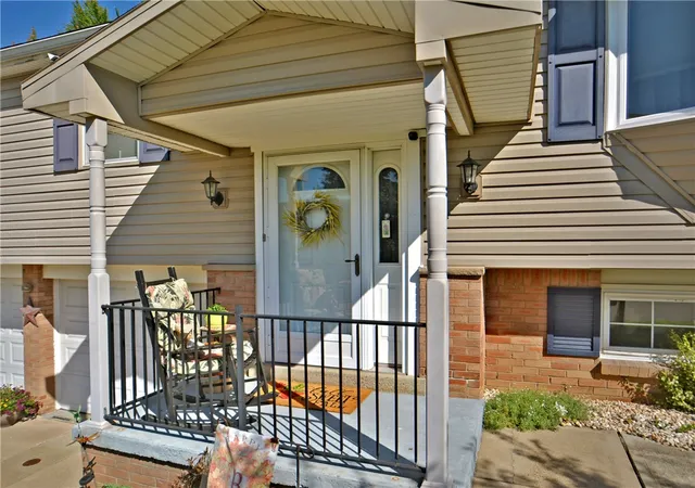 Photo 2 of Single family home for sale at 349 Oak Rd, Plum Boro, PA 15239 | MLS# 1777337 | Listing updated on 2026-10-18
