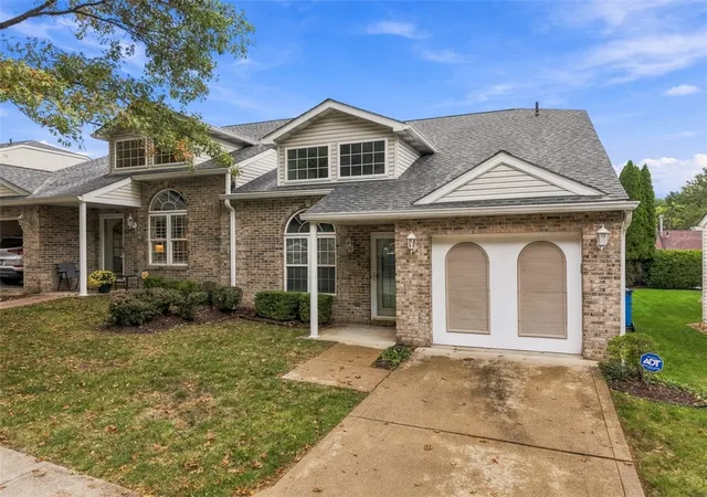 Photo 2 of Condo for sale at 599 Newport Dr, Penn Hills, PA 15235 | MLS# 1777347 | Listing updated on 2026-10-19