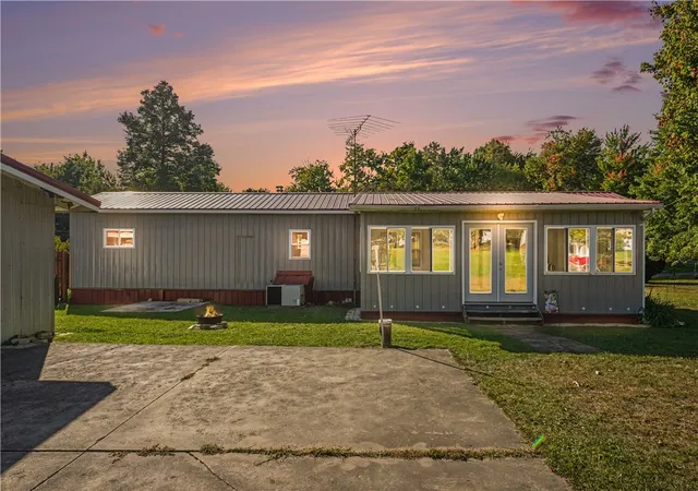Photo 2 of Manufactured home for sale at 14574 Evergreen Dr, Pine Twp, PA 16424 | MLS# 1776989 | Listing updated on 2026-10-20