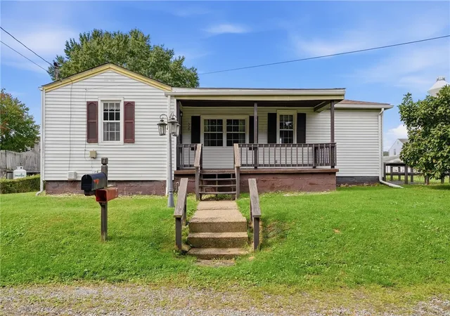 Single family home for sale at 559 Clark Steet, Ford City Boro, PA 16226 | MLS# 1777460
