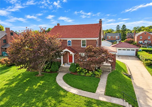 Photo 3 of Single family home for sale at 1060 Bank St, Bridgeville, PA 15017 | MLS# 1777664 | Listing updated on 2026-10-19