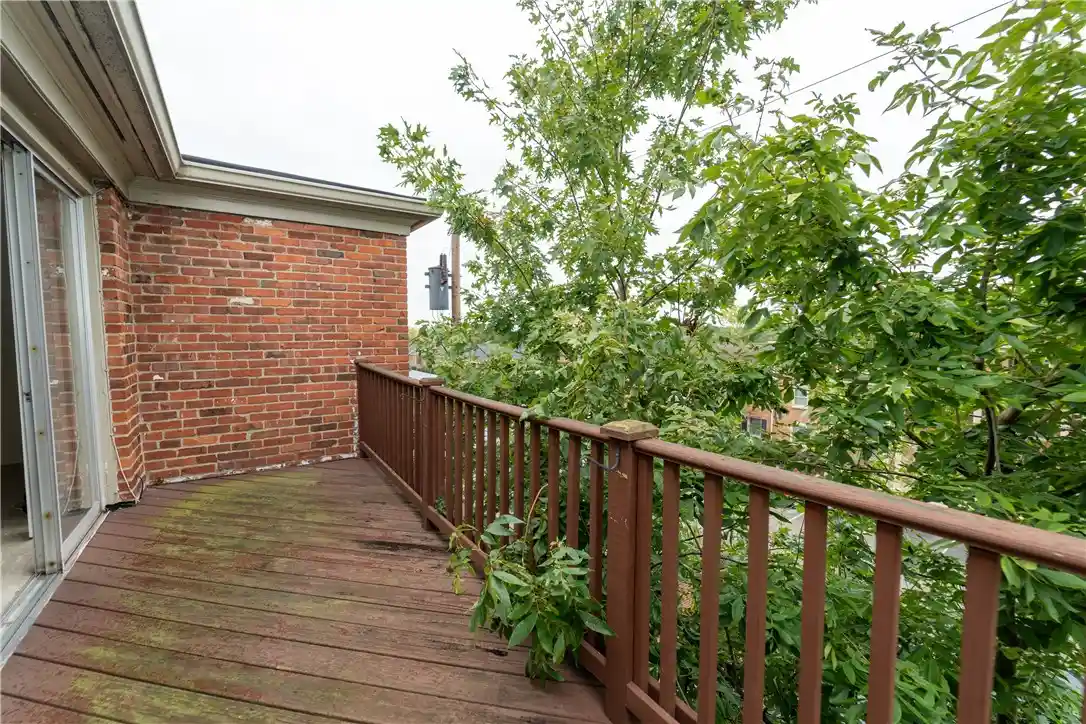 Listing Photo 16 - Condo for sale in 646 Robinwood Dr located at 646 Robinwood Dr, Pittsburgh, PA 15216 - Unit 646 Robinwood Dr