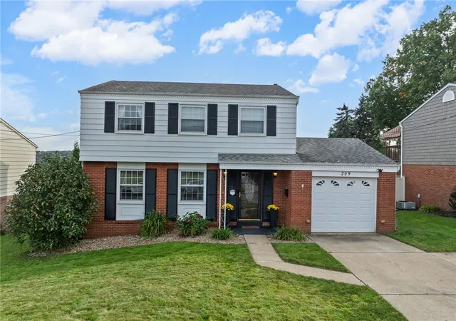 Photo 2 of Single family home for sale at 209 Elbrook Dr, Harrison Twp, PA 15065 | MLS# 1777878 | Listing updated on 2026-10-16
