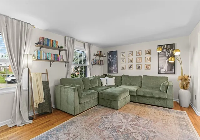 Photo 3 of Single family home for sale at 209 Elbrook Dr, Harrison Twp, PA 15065 | MLS# 1777878 | Listing updated on 2026-10-16
