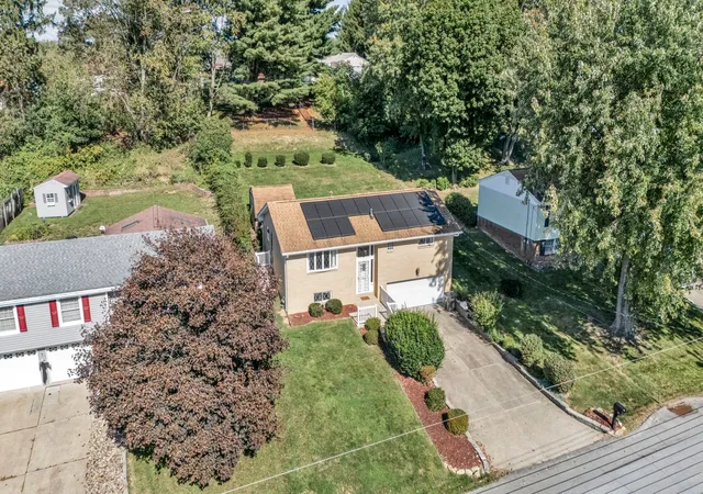 Photo 1 of Single family home for sale at 107 Connie Park Dr, Kennedy Twp, PA 15136 | MLS# 1777961 | Listing updated on 2026-10-17