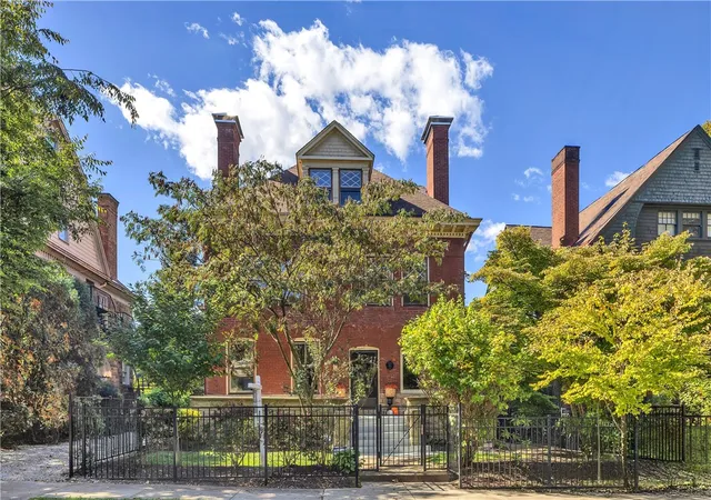 Single family home for sale at 916 College St, Shadyside, PA 15232 | MLS# 1777939