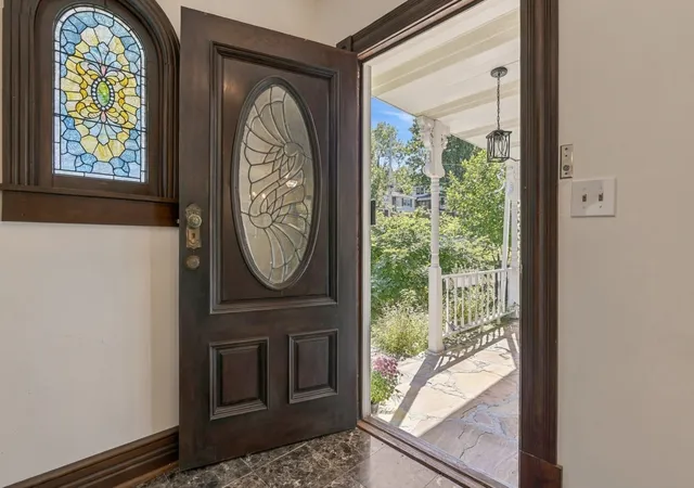 Photo 3 of Single family home for sale at 1027 5th Street, Oakmont, PA 15139 | MLS# 1778212 | Listing updated on 2026-10-20