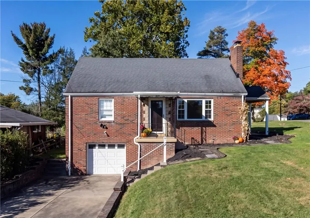 Photo 1 of Single family home for sale at 200 Clutter St, North Strabane, PA 15317 | MLS# 1778196 | Listing updated on 2026-10-14