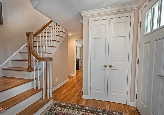Photo 2 of Single family home for sale at 255 Connecting Rd, Mt Lebanon, PA 15228 | MLS# 1778251 | Listing updated on 2026-10-12