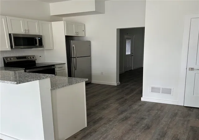 Photo 3 of Single family home for sale at 1711 Warren, Fineview, PA 15212 | MLS# 1777832 | Listing updated on 2026-10-08