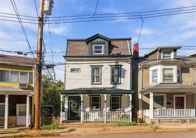 Photo 1 of Single family home for sale at 1701 Meadville St, Pittsburgh, PA 15214 | MLS# 1778378 | Listing updated on 2026-10-08