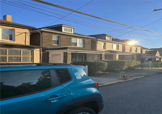 Photo 3 of Single family home for sale at 526 Ridge Ave, E Pittsburgh, PA 15112 | MLS# 1778430 | Listing updated on 2026-10-19