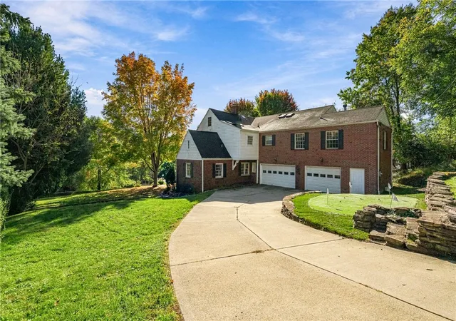 Photo 2 of Single family home for sale at 1136 Cornell Rd, Thornburg, PA 15205 | MLS# 1778433 | Listing updated on 2026-10-17