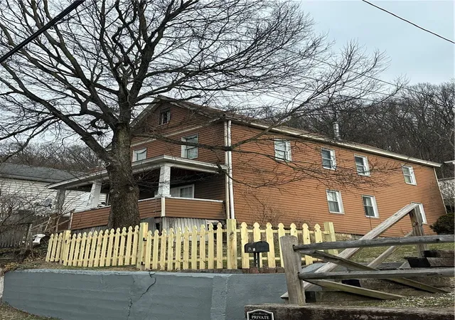 Photo 2 of Multi family home for sale at 934 Ridge St, Bridgeville, PA 15017 | MLS# 1778497 | Listing updated on 2026-10-09