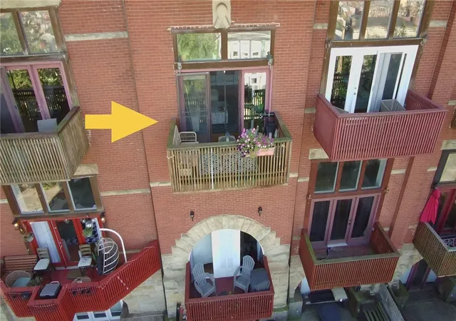 Listing Photo 3 - Condo for sale in building located at 66 Pius St, Pittsburgh, PA 15203 - Unit #202