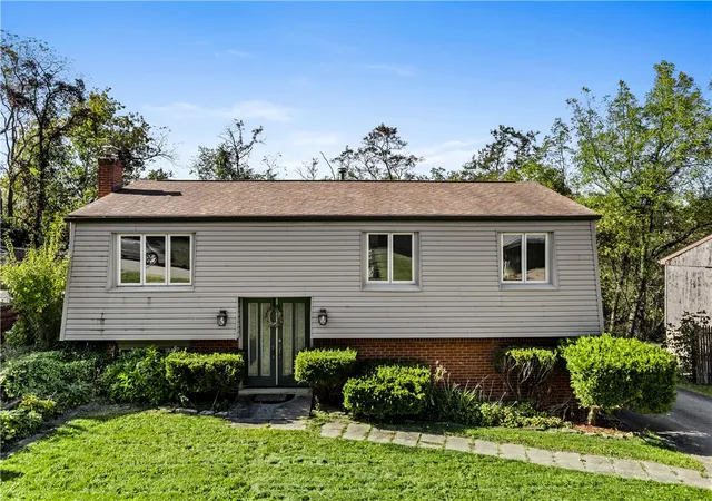 Single family home for sale at 522 Saint George Dr, N Versailles, PA 15137 | MLS# 1778210