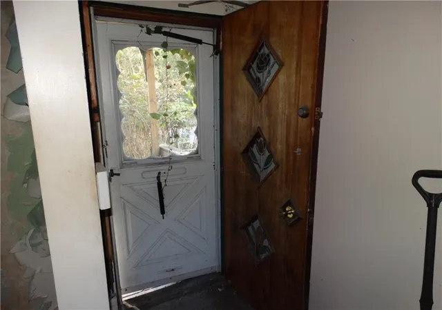 Photo 2 of Single family home for sale at 37 Kenwood Ave, Pittsburgh, PA 15214 | MLS# 1778618 | Listing updated on 2026-10-10