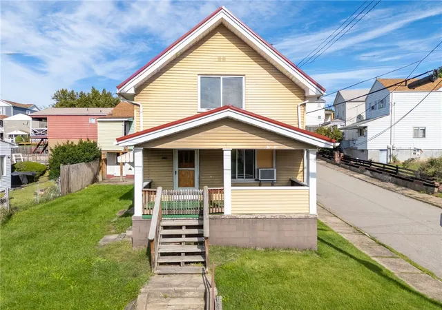 Photo 1 of Single family home for sale at 140 Hamilton St, Homestead, PA 15120 | MLS# 1778297 | Listing updated on 2026-10-10