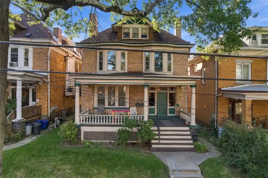 Listing Photo 1 - Condo for sale in 740 Broughton St located at 740 Broughton St, Pittsburgh, PA 15213 - Unit 740 Broughton St