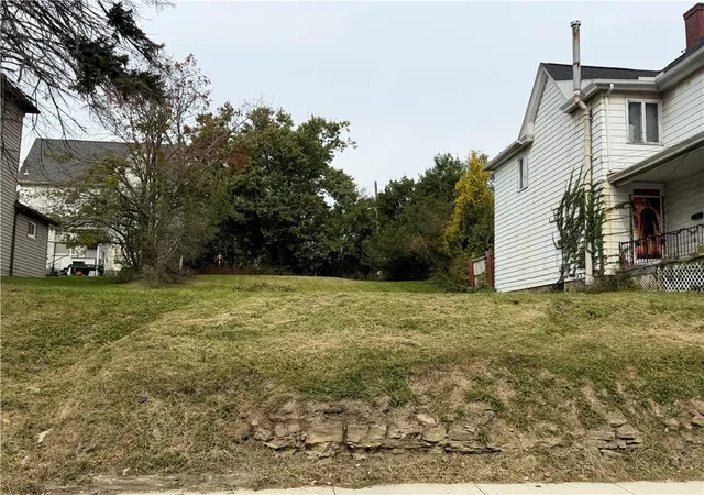 Photo 2 of Land for sale at 128 Hall Ave, Washington, PA 15301 | MLS# 1778699 | Listing updated on 2026-10-11