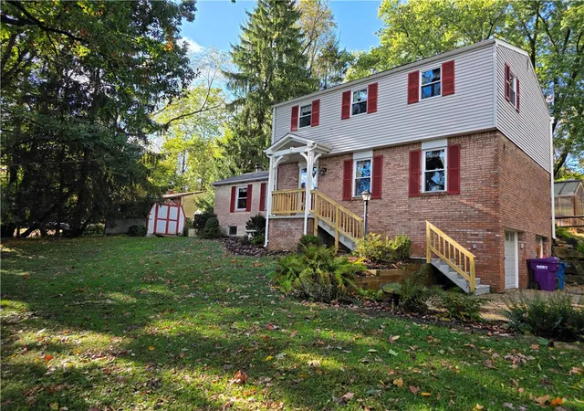 Photo 2 of Single family home for sale at 405 Ctr New Texas Rd, Plum Boro, PA 15239 | MLS# 1778684 | Listing updated on 2026-10-19