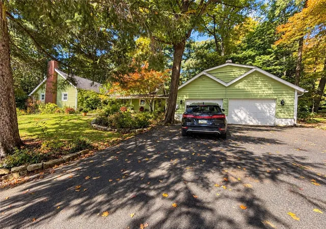 Photo 1 of Single family home for sale at 201 Woodland Dr, Neshannock Twp, PA 16105 | MLS# 1778734 | Listing updated on 2026-10-12