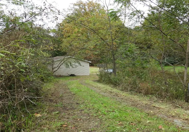 Photo 1 of Manufactured home for sale at 9 Bedner Ln, Jefferson Twp, PA 15473 | MLS# 1778758 | Listing updated on 2026-10-20
