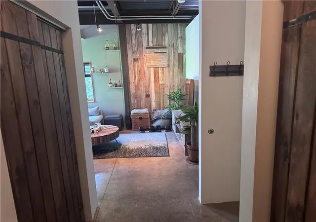 Listing Photo 4 - Condo for sale in building located at 5491 Penn Ave, Pittsburgh, PA 15206 - Unit #A305