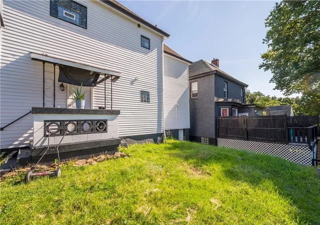 Photo 3 of House for sale at 11 Briggs St, Pittsburgh, PA 15234 | MLS# 1778842 | Listing updated on 2026-10-12