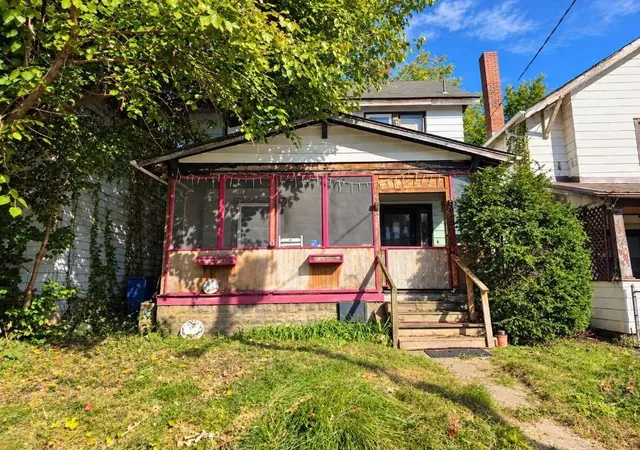 Photo 1 of Single family home for sale at 1524 Leishman Ave, New Kensington, PA 15068 | MLS# 1777611 | Listing updated on 2026-10-13