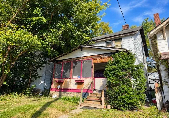 Photo 2 of Single family home for sale at 1524 Leishman Ave, New Kensington, PA 15068 | MLS# 1777611 | Listing updated on 2026-10-13