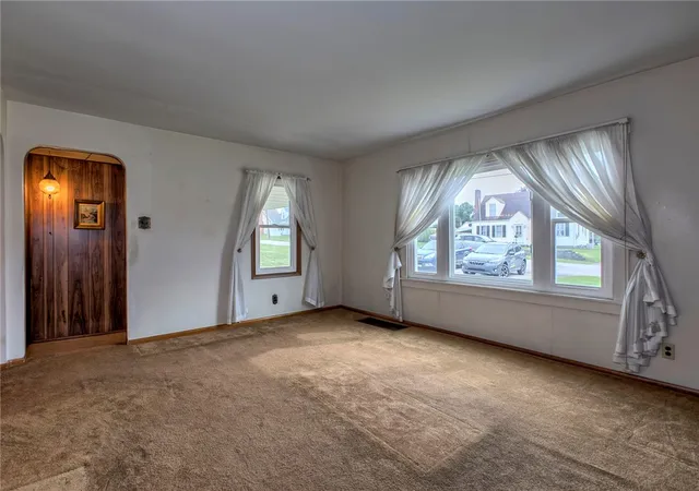 Photo 4 of Single family home for sale at 82 Center St, Homer City, PA 15748 | MLS# 1779006 | Listing updated on 2026-10-13