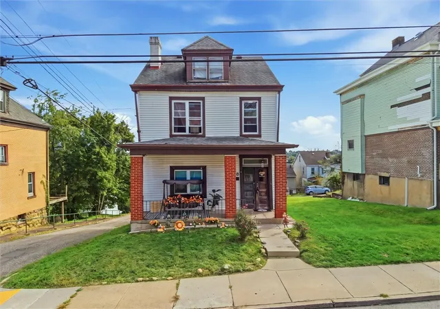 Photo 2 of Single family home for sale at 438 Fisher St, Pittsburgh, PA 15210 | MLS# 1779015 | Listing updated on 2026-10-13