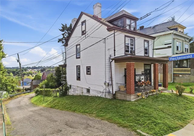 Photo 3 of Single family home for sale at 438 Fisher St, Pittsburgh, PA 15210 | MLS# 1779015 | Listing updated on 2026-10-13