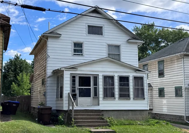 Photo 1 of Single family home for sale at 728 Meek St, Sharon, PA 16146 | MLS# 1779079 | Listing updated on 2026-10-19