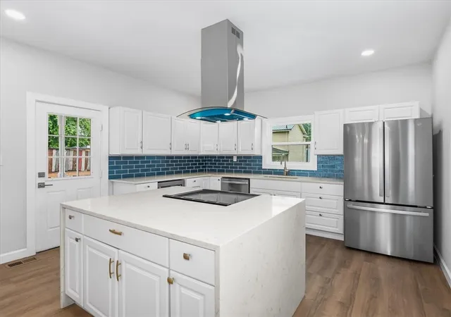 Photo 4 of Single family home for sale at 710 7th Avenue, New Brighton, PA 15066 | MLS# 1779085 | Listing updated on 2026-10-13