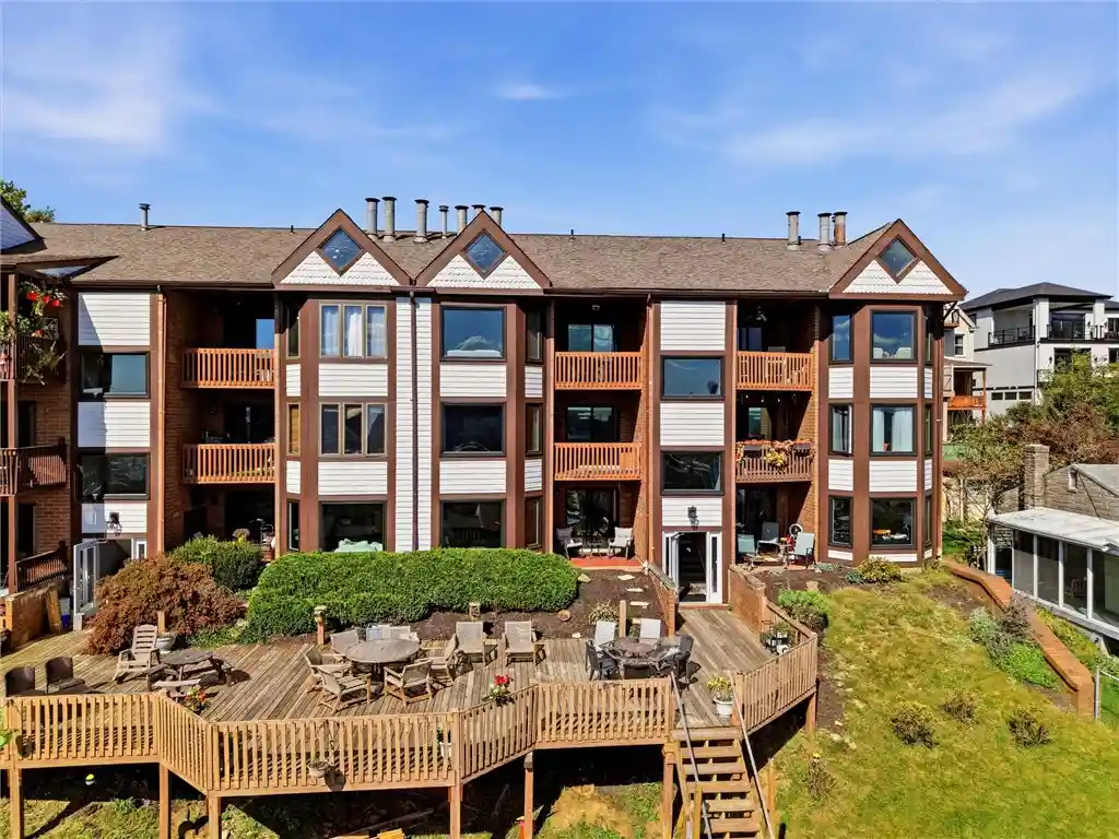 Listing Photo 1 - Condo for sale in 1845 Clayton Ave located at 1845 Clayton Ave, Pittsburgh, PA 15214 - Unit #102