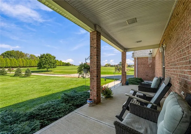 Photo 2 of Single family home for sale at 106 Rushford Ln, Penn Twp, PA 16002 | MLS# 1778929 | Listing updated on 2026-10-20