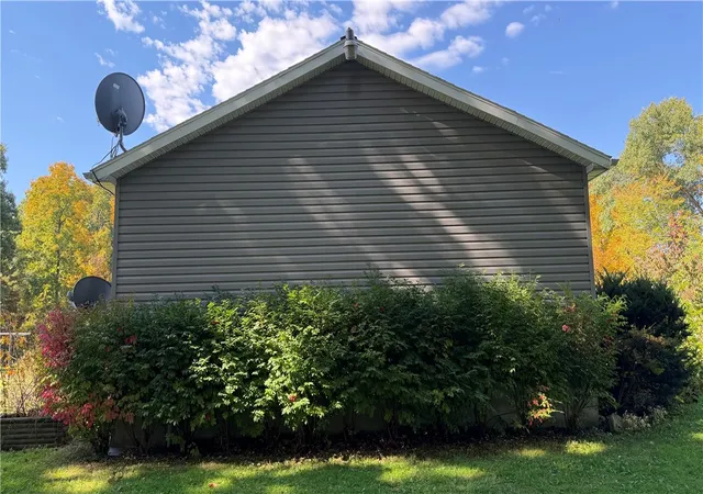 Photo 4 of Manufactured home for sale at 114 Homer Rd, Delaware Twp, PA 16124 | MLS# 1779131 | Listing updated on 2026-10-19