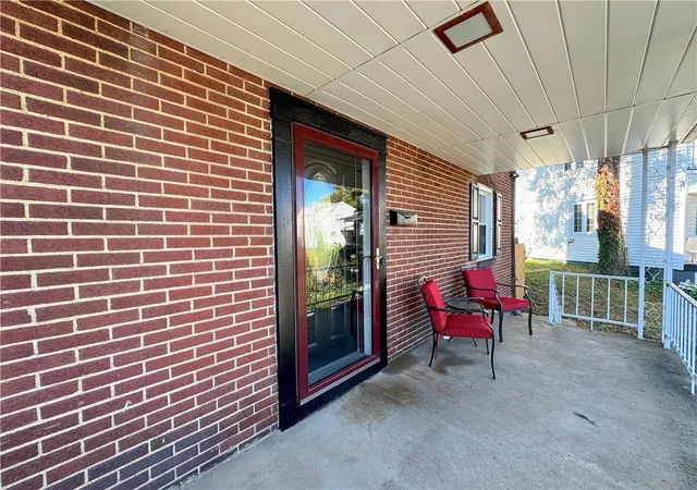 Photo 4 of Single family home for sale at 410 Hawthorne Ave, City Of Greensburg, PA 15601 | MLS# 1779041 | Listing updated on 2026-10-21