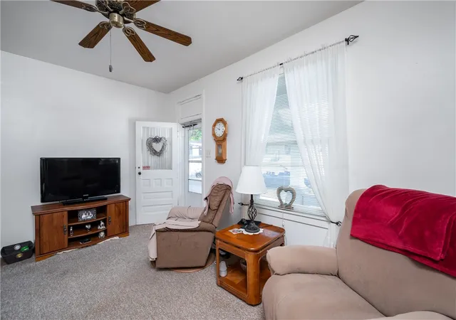 Photo 4 of Single family home for sale at 208 W Boyd Ave, Butler, PA 16001 | MLS# 1779154 | Listing updated on 2026-10-14