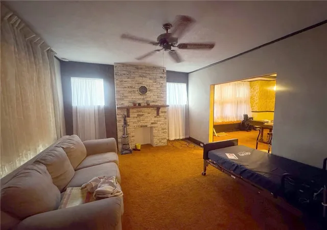 Photo 4 of Single family home for sale at 4052 Franklin Rd, Observatory Hill, PA 15214 | MLS# 1779069 | Listing updated on 2026-10-17